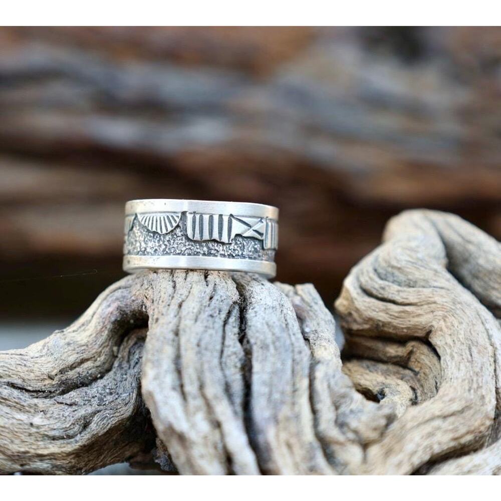 Elaine Becenti Navajo Storyteller Ring Sterling Silver Size 10 Signed
